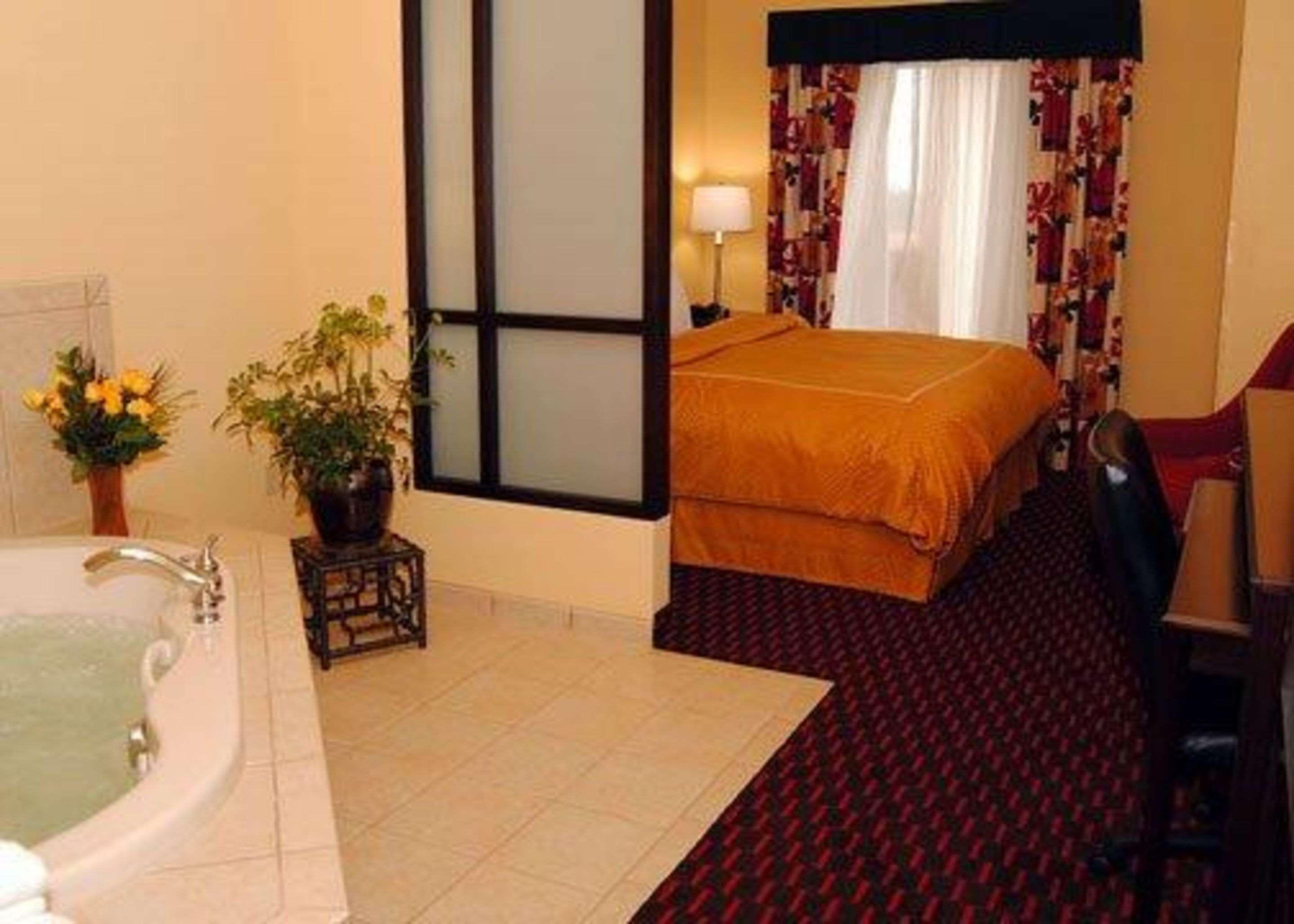 אלטונה Comfort Suites מראה חיצוני תמונה