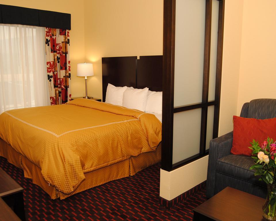 אלטונה Comfort Suites מראה חיצוני תמונה