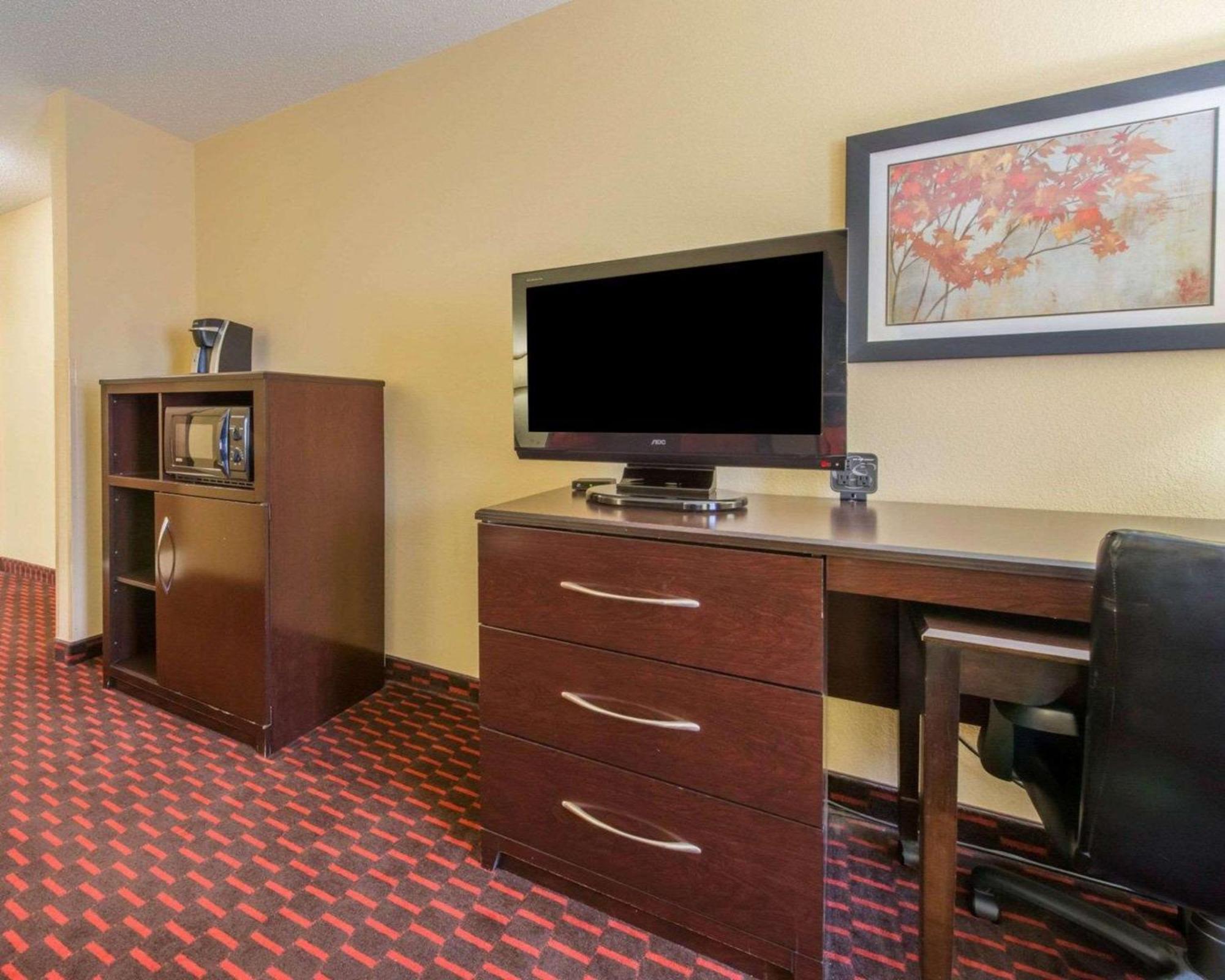 אלטונה Comfort Suites מראה חיצוני תמונה