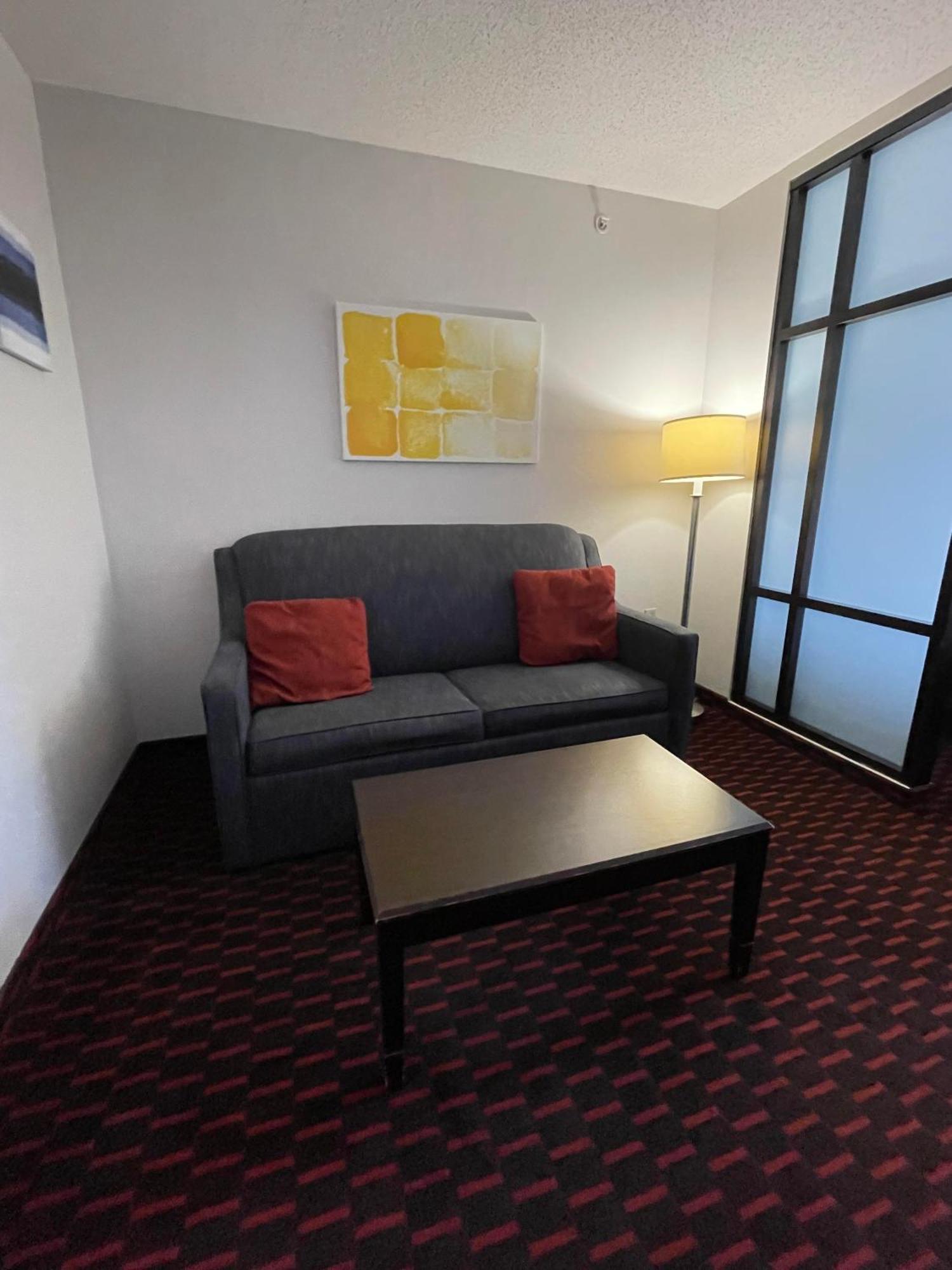 אלטונה Comfort Suites מראה חיצוני תמונה